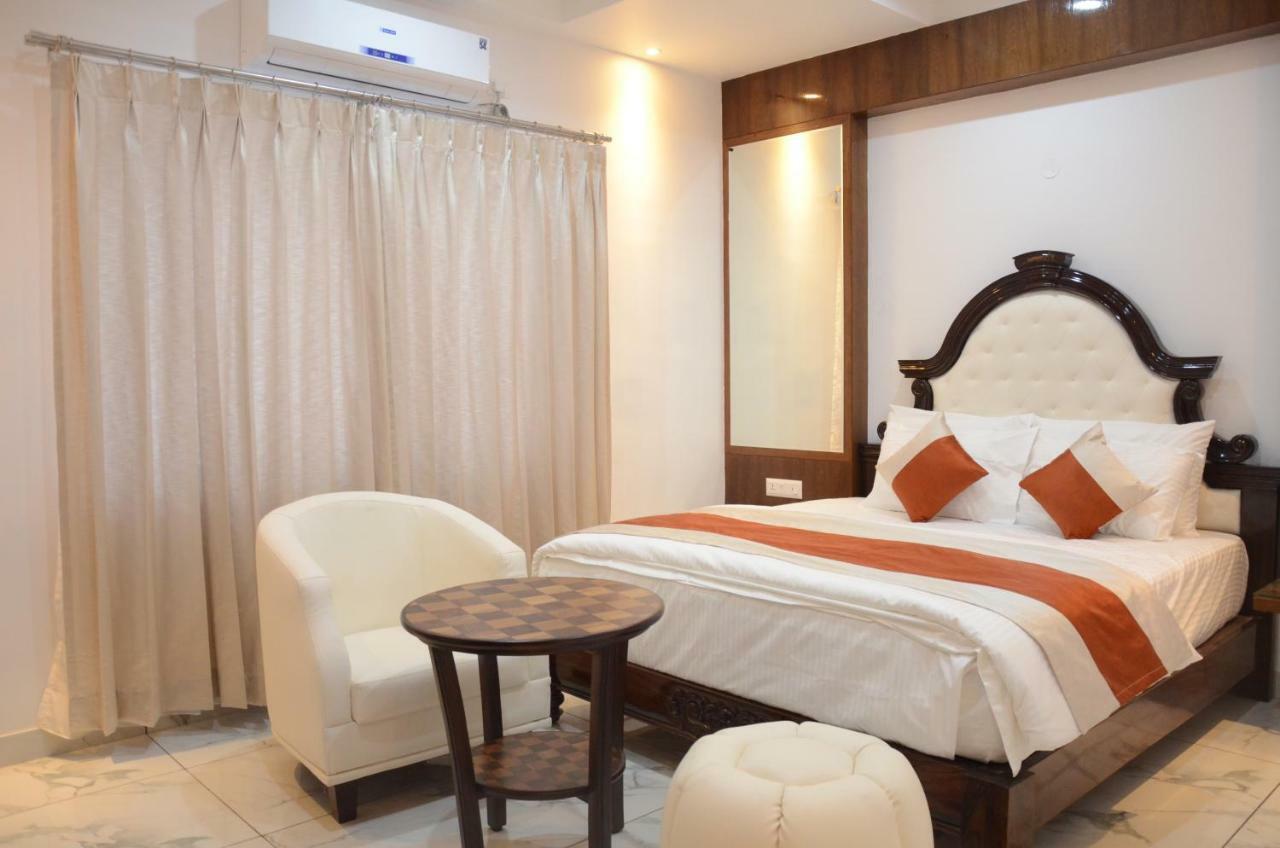Hotel Lok Sagar Maisúr Exteriér fotografie